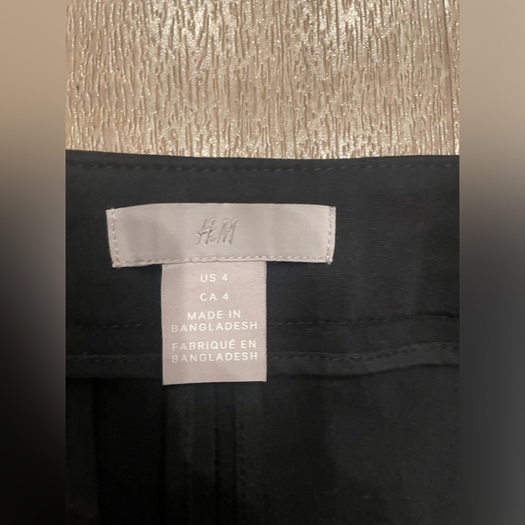 H&M Black Skinny Work Pants - Size 4 (NWT) - Picture 3 of 5